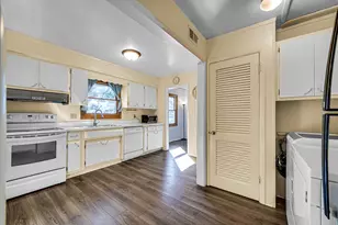 3449 Garfield Ave, Highland, IN 46322 - Photo 14