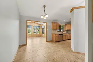 1447 Carriage Oaks Ct, Dyer, IN 46311 - Photo 12