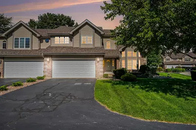 1447 Carriage Oaks Court, Dyer, IN 46311 - Photo 2