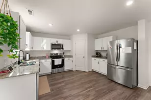 511 Upland Rd, Kingsford Heights, IN 46346 - Photo 8