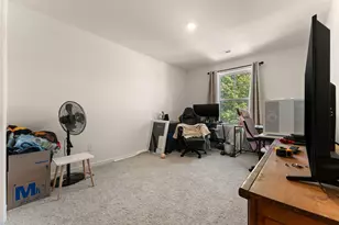 511 Upland Rd, Kingsford Heights, IN 46346 - Photo 22