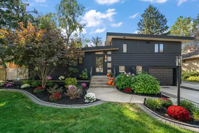 1412 35th Street, Munster, IN 46321 - Photo 2