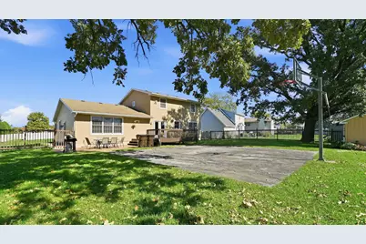 6579 W 86th Avenue, Crown Point, IN 46307 - Photo 2