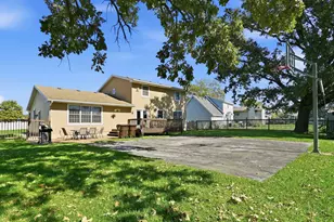 6579 W 86th Ave, Crown Point, IN 46307 - Photo 2