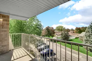 114 Swan Dr, Dyer, IN 46311 - Photo 12