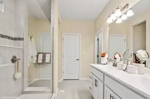 6641 Sky Dr, Schererville, IN 46375 - Photo 16