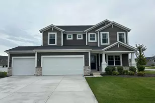 6641 Sky Dr, Schererville, IN 46375 - Photo 1