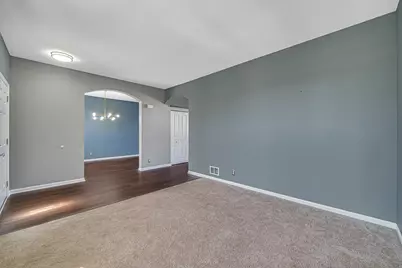 1140 Hyde Park, Crown Point, IN 46307 - Photo 4