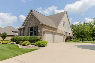 8941 Crooked Bend, Saint John, IN 46373 - Photo 4