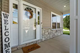 58 Steinbeck Dr, Valparaiso, IN 46383 - Photo 2