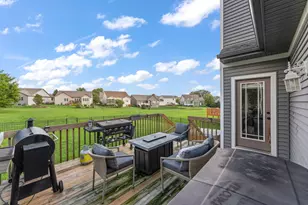 133 N Summerfield Dr, Valparaiso, IN 46385 - Photo 28