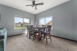 133 N Summerfield Dr, Valparaiso, IN 46385 - Photo 10