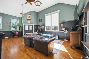 2497 Pike St, Lake Station, IN 46405 - Photo 4