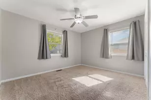 724 Capitol Rd, Valparaiso, IN 46385 - Photo 18