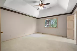 437 Forestwood Dr, Valparaiso, IN 46385 - Photo 26