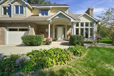 437 Forestwood Drive, Valparaiso, IN 46385 - Photo 4