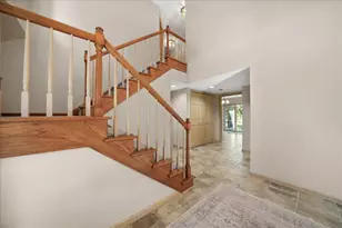 437 Forestwood Dr, Valparaiso, IN 46385 - Photo 8