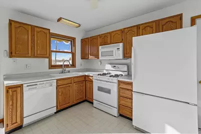 8404 Ellsworth Place, Merrillville, IN 46410 - Photo 8