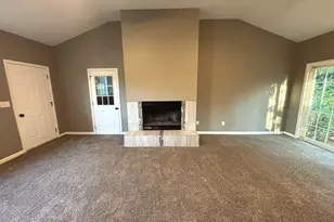 362 W Division Rd, Valparaiso, IN 46385 - Photo 8