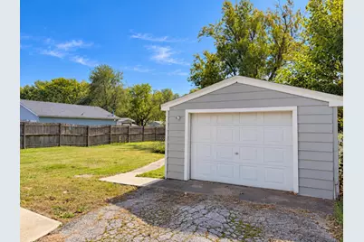 1407 E Elm Street, Griffith, IN 46319 - Photo 16