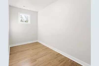 7845 W 77th Avenue, Schererville, IN 46375 - Photo 16