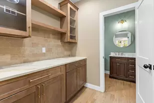 7845 W 77th Ave, Schererville, IN 46375 - Photo 12