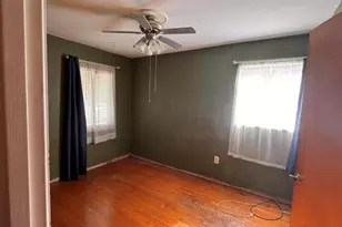 2272 Pierce St, Gary, IN 46407 - Photo 2
