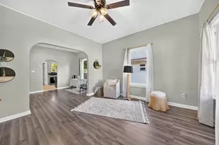 414 E Fairview Ave, South Bend, IN 46614 - Photo 2