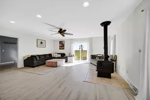 11396 W St Rd 8, LaCrosse, IN 46348 - Photo 16