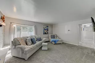 7236 Northcote Ave, Hammond, IN 46324 - Photo 6