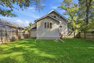 354 Valparaiso St, Valparaiso, IN 46383 - Photo 24