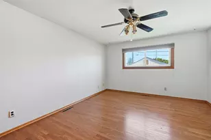 341 N California St, Hobart, IN 46342 - Photo 14