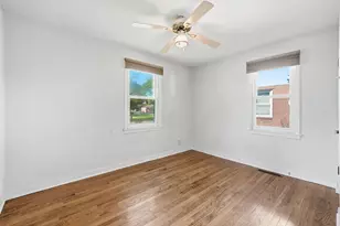 341 N California St, Hobart, IN 46342 - Photo 12