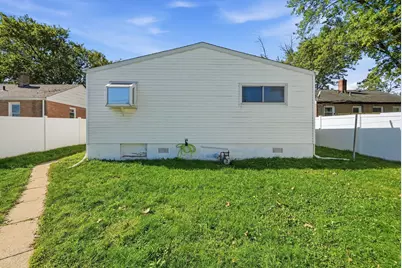 341 N California Street, Hobart, IN 46342 - Photo 20