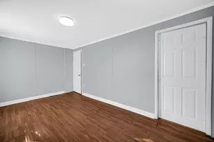 4011 Euclid Ave, East Chicago, IN 46312 - Photo 12