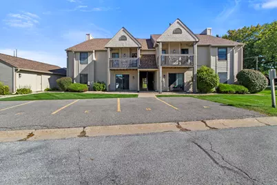 3502 Timberbridge Drive #F, Valparaiso, IN 46383 - Photo 4