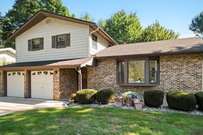 711 S 18th Street, Chesterton, IN 46304 - Photo 1