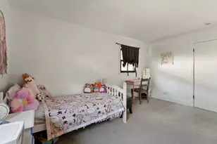 711 S 18th St, Chesterton, IN 46304 - Photo 28