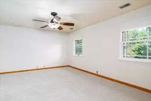 1355 Cypress Creek Ct, Valparaiso, IN 46385 - Photo 14