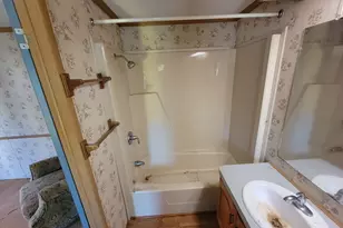 805 Baker St, Plymouth, IN 46563 - Photo 14