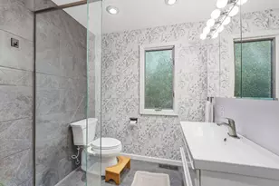 140 S Oxford Ave, Beverly Shores, IN 46301 - Photo 14
