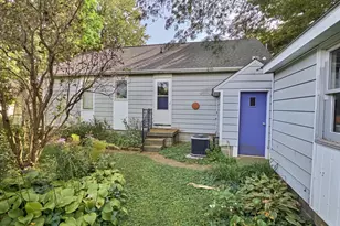 312 E Washington St, Kentland, IN 47951 - Photo 10