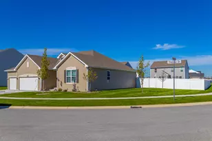 6614 Thoreau Dr, Portage, IN 46368 - Photo 2