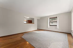 6679 Pennsylvania St, Merrillville, IN 46410 - Photo 2