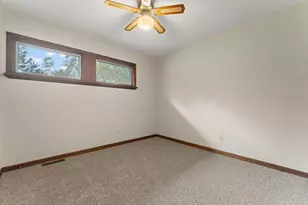 6679 Pennsylvania St, Merrillville, IN 46410 - Photo 8