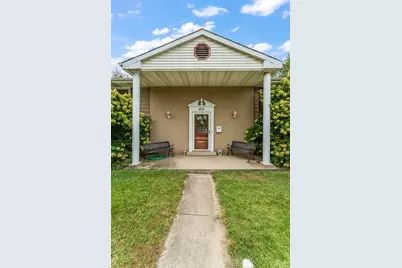 806 N Wheeler Street, Griffith, IN 46319 - Photo 2