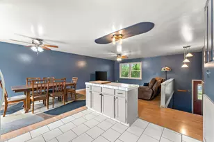806 N Wheeler St, Griffith, IN 46319 - Photo 10