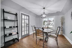 1517 Knighthood Dr, Dyer, IN 46311 - Photo 6