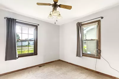 901 McCord Road, Valparaiso, IN 46383 - Photo 6