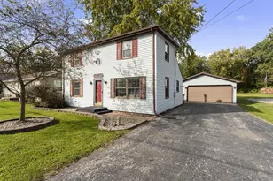 901 McCord Rd, Valparaiso, IN 46383 - Photo 2